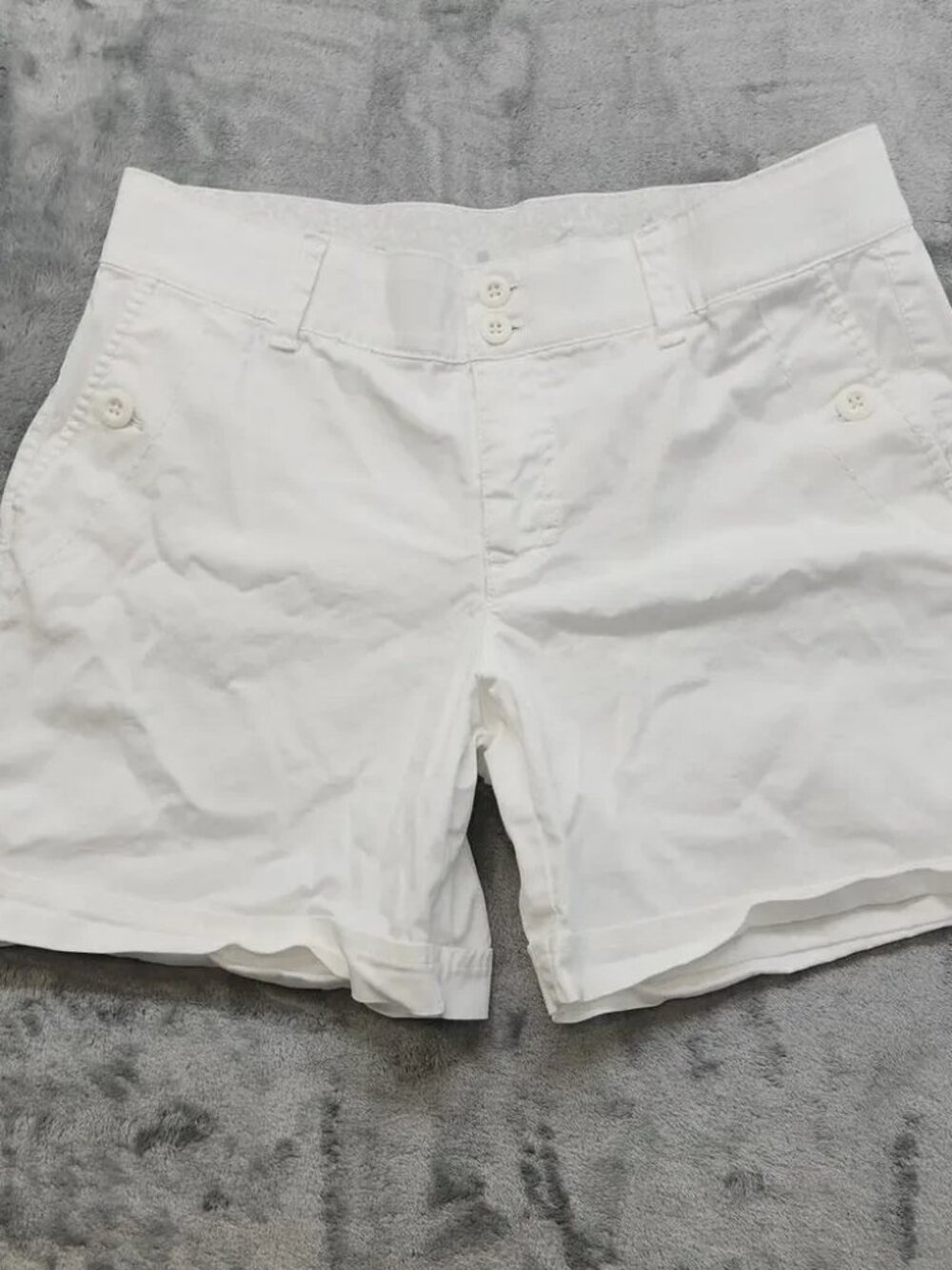 Gloria Vanderbilt Celina Mid Rise‎ Cuffed Roll Tab Shorts Size 6 White Stretch